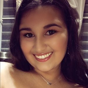 Meet your Posher, Bianca